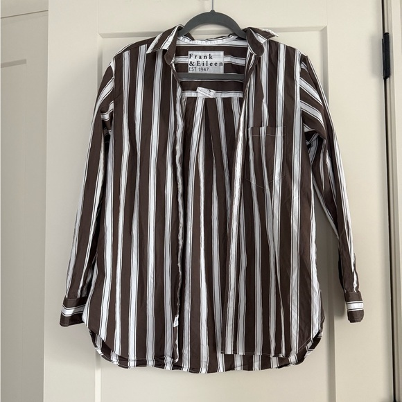Frank & Eileen Tops - Frank & Eileen chocolate brown white stripe Joedy button down size xs
